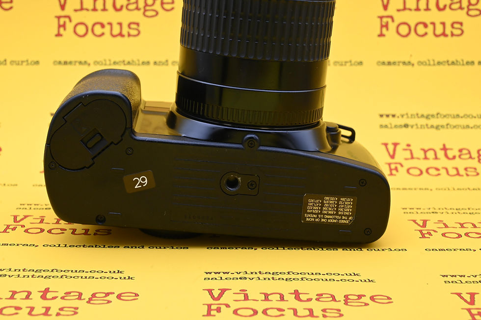 Thumbnail: Canon EOS Elan (100) with 80-200 Canon EF lens