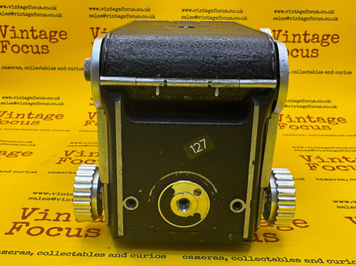 Mamiyaflex C2 camera with105mm F3.5 Mamiya-Sekor lens | Vintage Focus