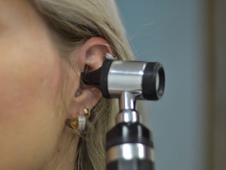 Cuidados com a saúde auditiva