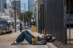 00homeless-webf-master675