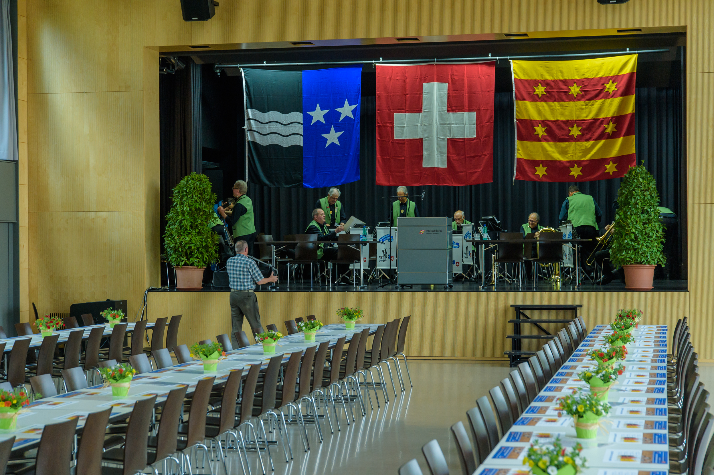 Der dekorierte Saal ist bereit