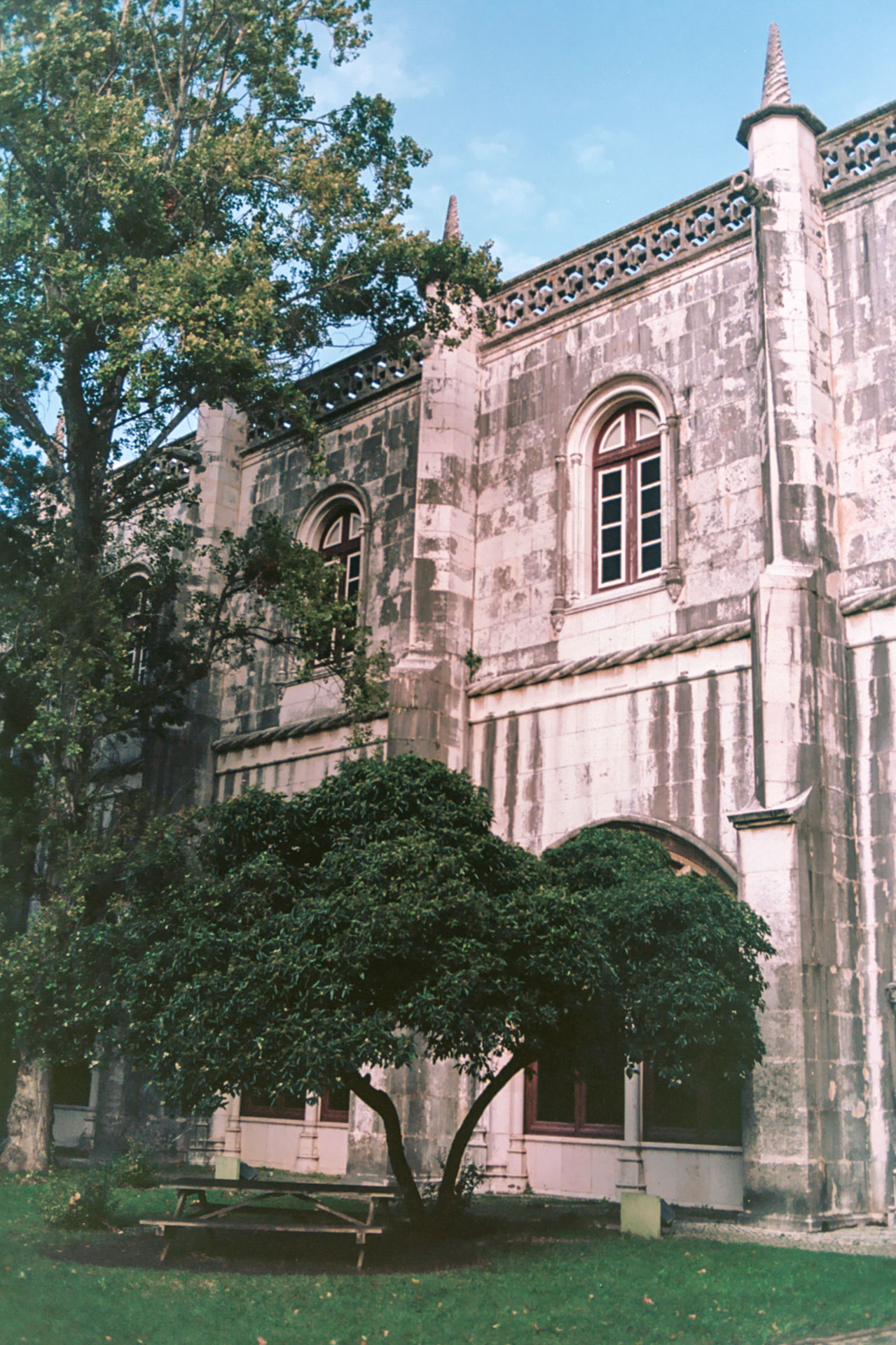 R27_2023_24_1.jpg