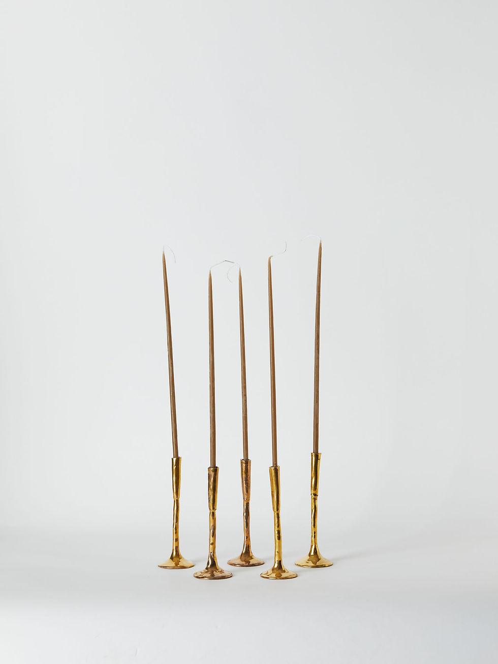 Almohadón lino grueso, lino arpillero y costura 50X50 RELLENO PLUMA.jpg