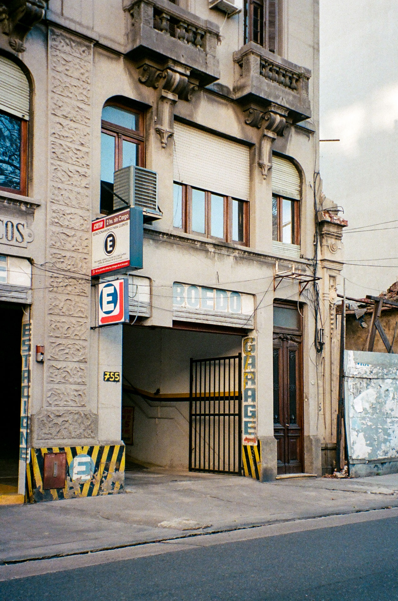 R10_2025_11.jpg