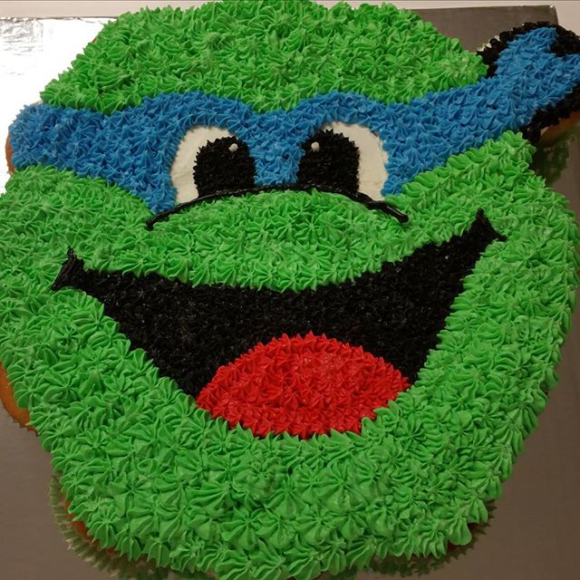 custom-cakes-kiascakes