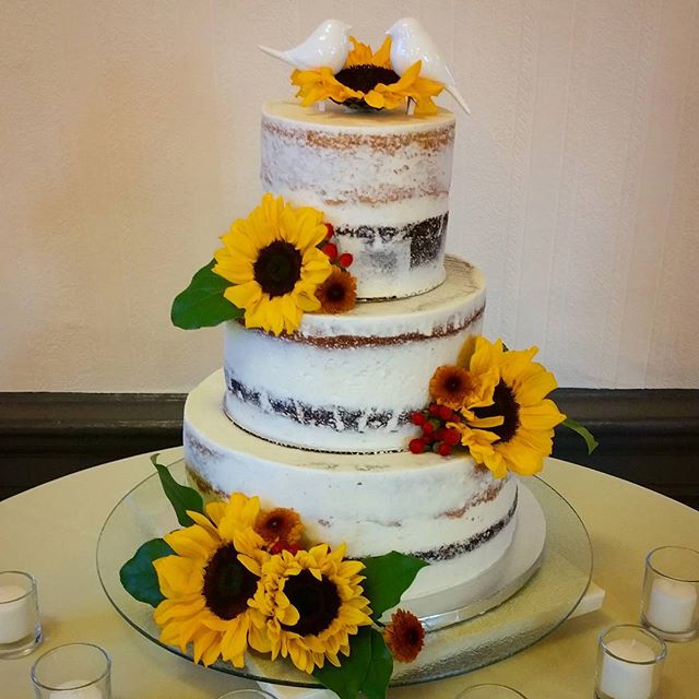 Ideas For Wedding Cakes Sunflowers