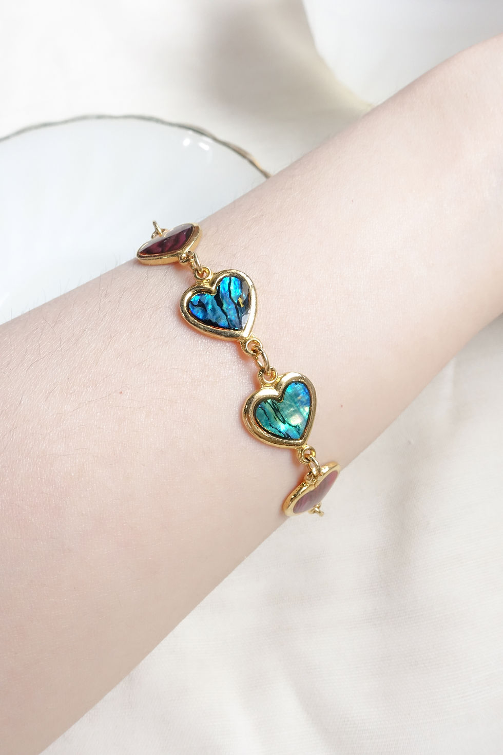 Abalone multi color heart golden bracelet
