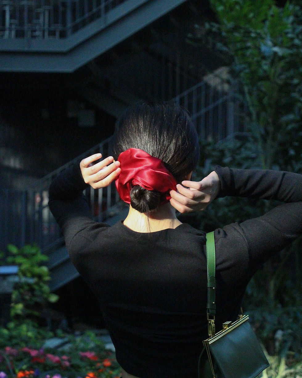silk scrunchies with ribbon, free sewing pattern pdf, free download sewing pattern for beginners