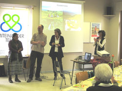 20130319 Miteinenderteilen 1 (1).JPG