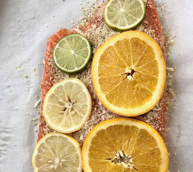 Baked Salmon and Broccoli: Lots of Superfoods In One Meal