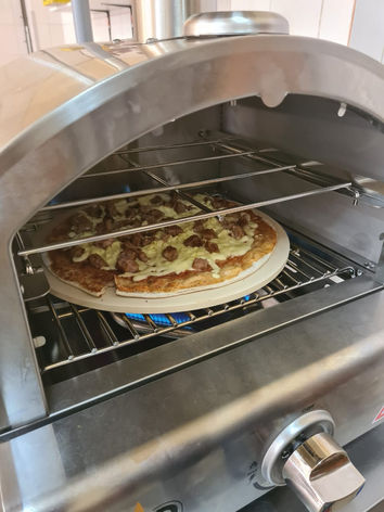 Pizza oven