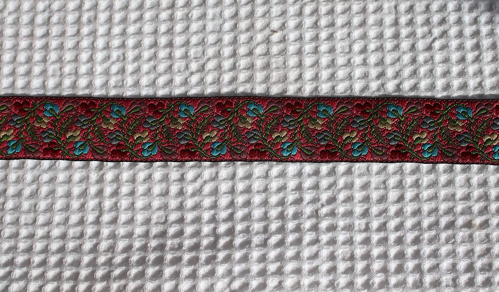 embroiderd floral trim - bordure brodee fleuri