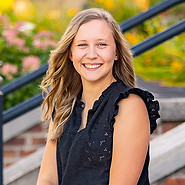 Dayna Staff-16.jpg