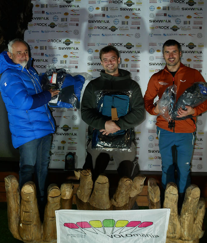 foto podio_edited.jpg