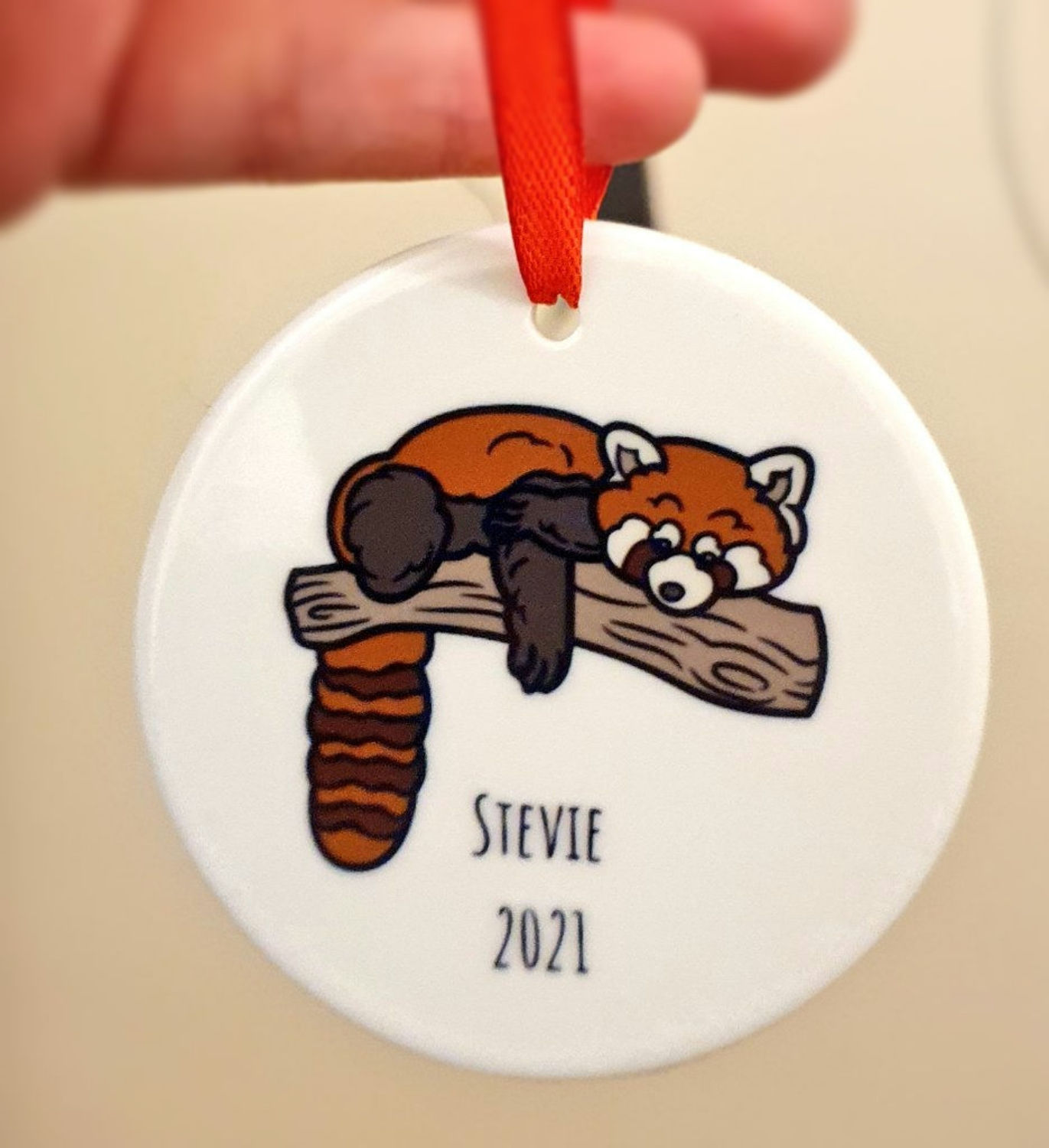 Ceramic hanging decorations