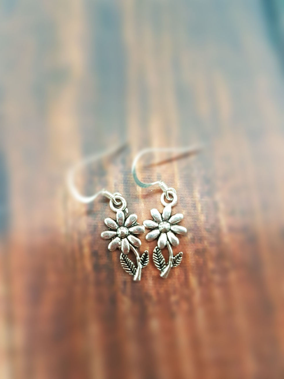 Thumbnail: Gorgeous flower earrings