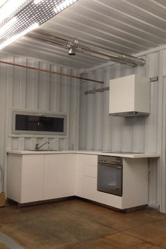 container house 09.JPG