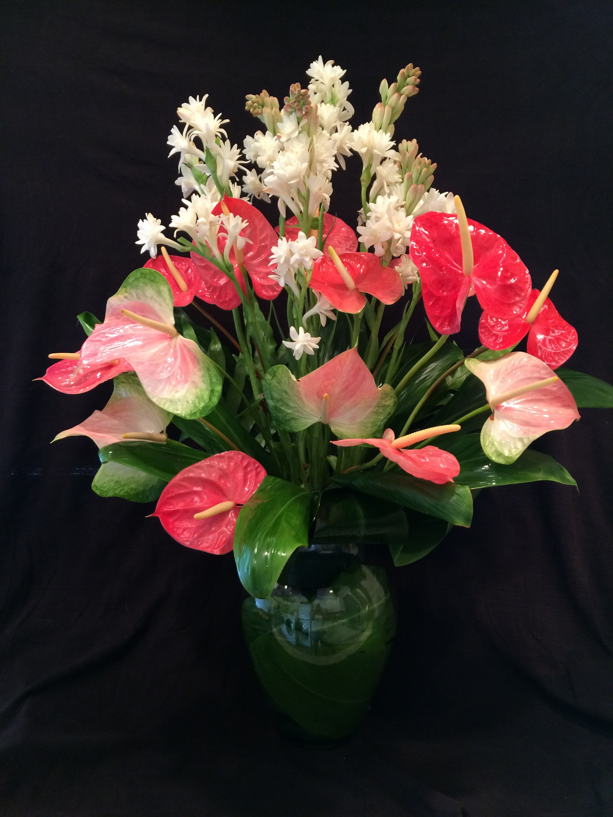 Deluxe Tuberose and Anthuriums