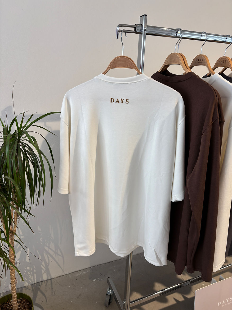 Küçük resim: Sunday T-Shirt