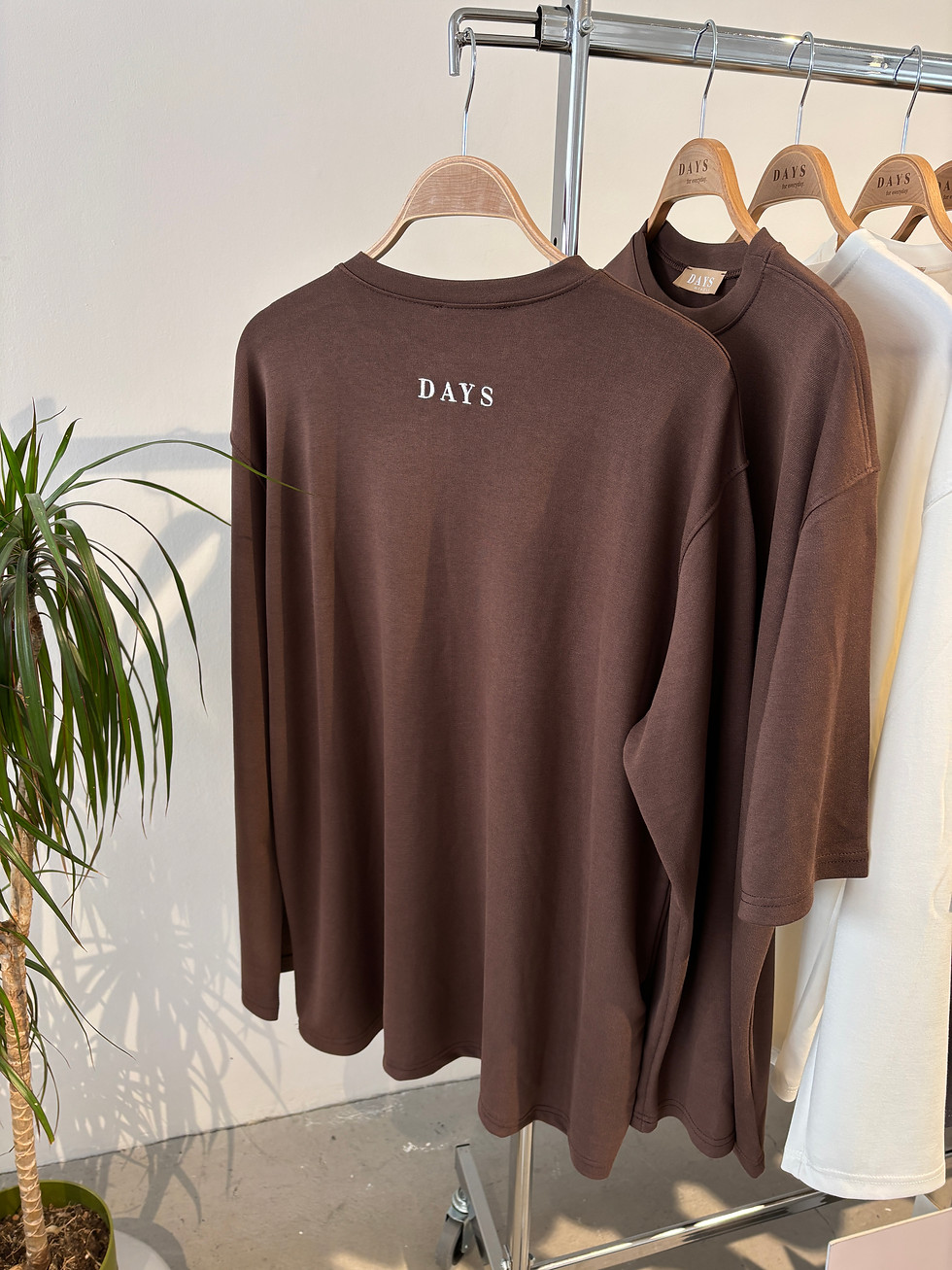Küçük resim: Tuesday Long Sleeve T-Shirt