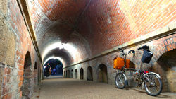 BROMPTON  Slow Cycling Tours
