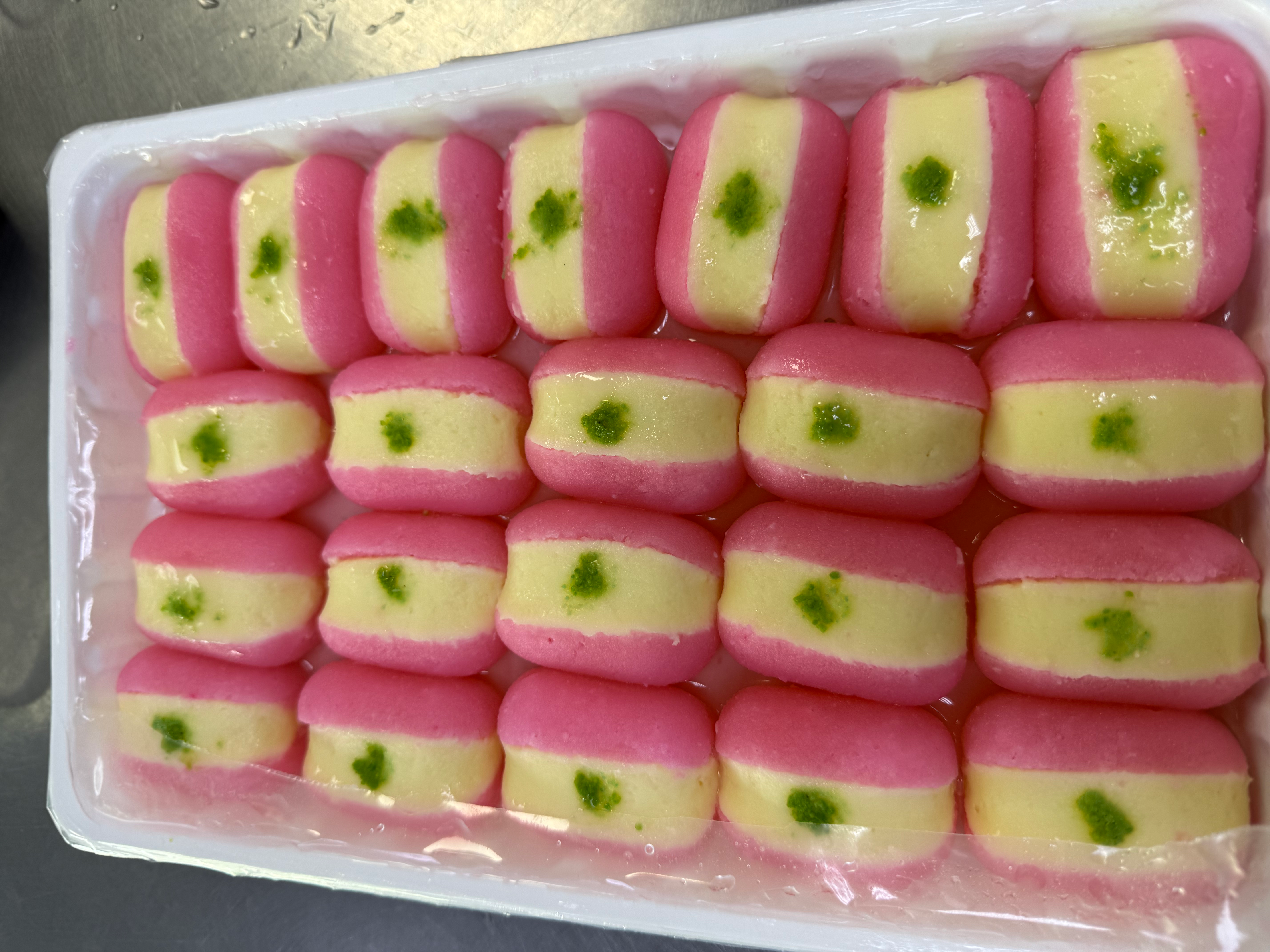 Pink Filled Chum Chum 3 LB Tray 