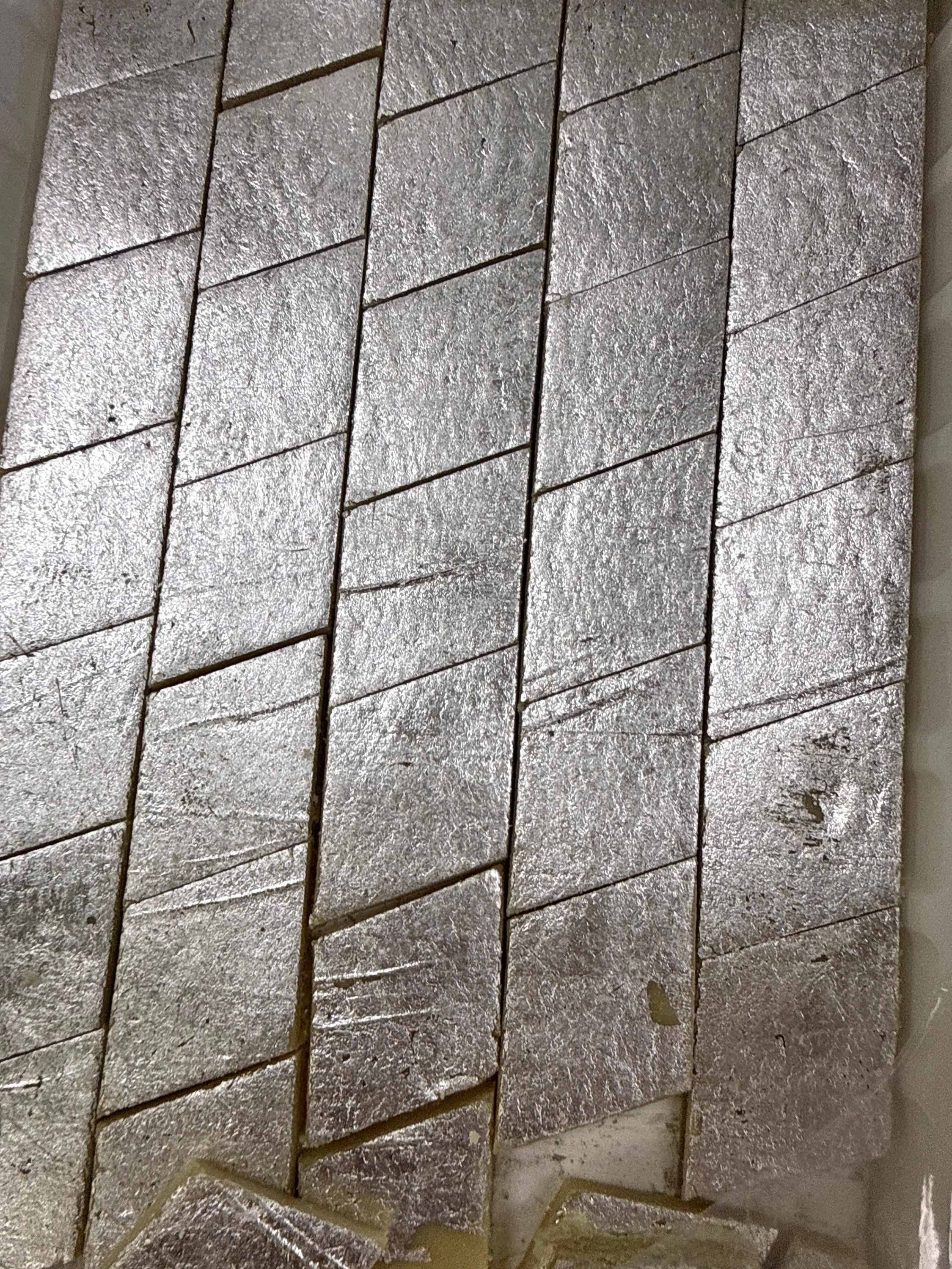 Special Kaju Burfee 1kg Tray Pick-Up Detroit)