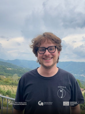 Hello from the sunny village of Bergolo:)