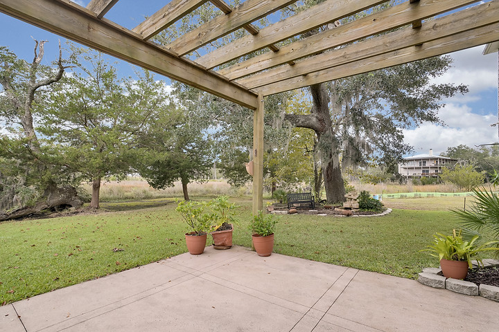 235 Windy Hills Drive, Wilmington NC by Ian Rosenbaum and Fran Downey, Fathom Realty