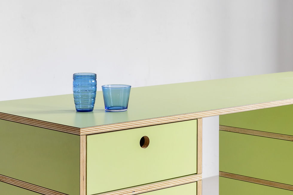 Thumbnail: bureau op maat