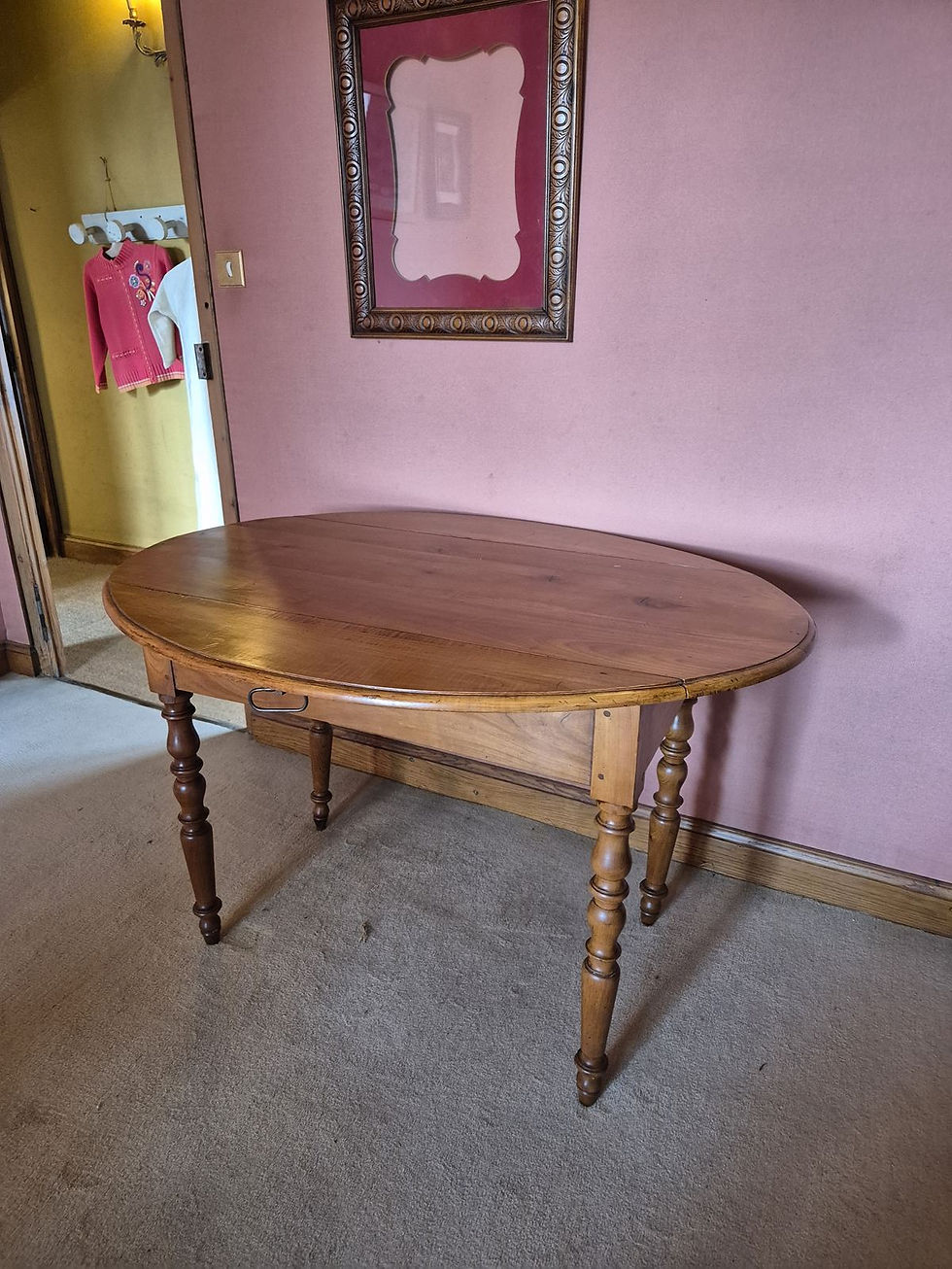 Miniature : Table ovale en merisier fin XIXème