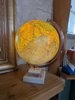 globe terrestre girard et barrere