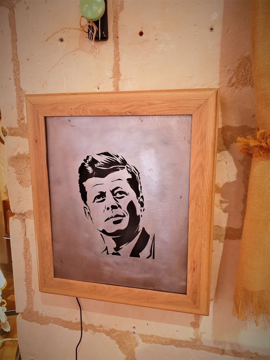 Miniature : Cadre métal portrait "JFK" lumineux