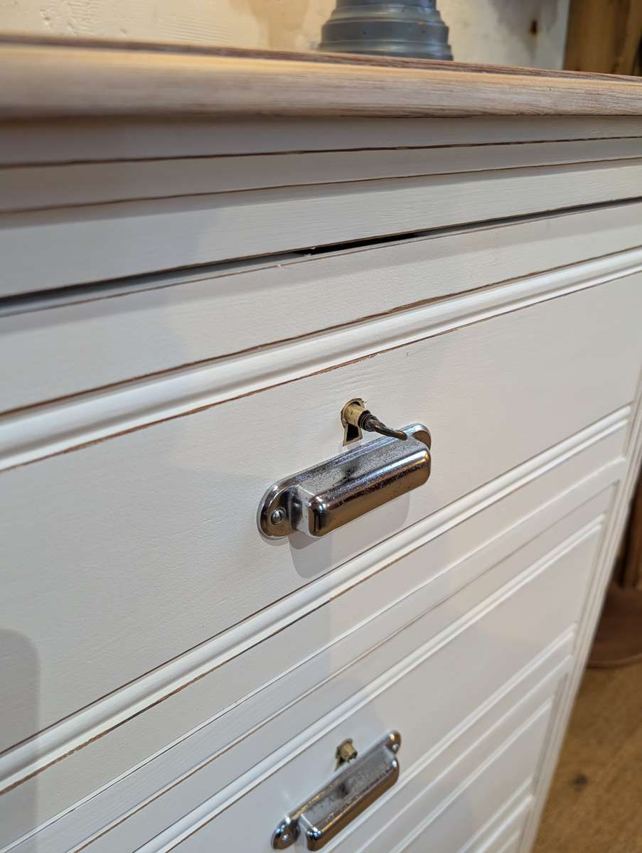 Miniature : Commode années 40/50