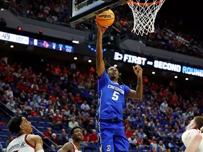Neal, Creighton Use Huge Run to Cruise Past Louisville in 1st Round Opener