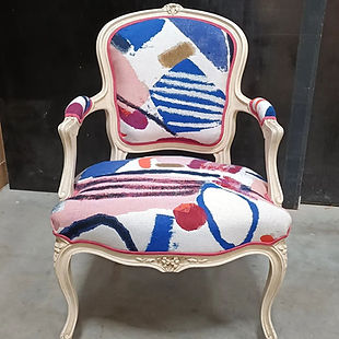 Fauteuil recouvert de tissu Pierre Frey