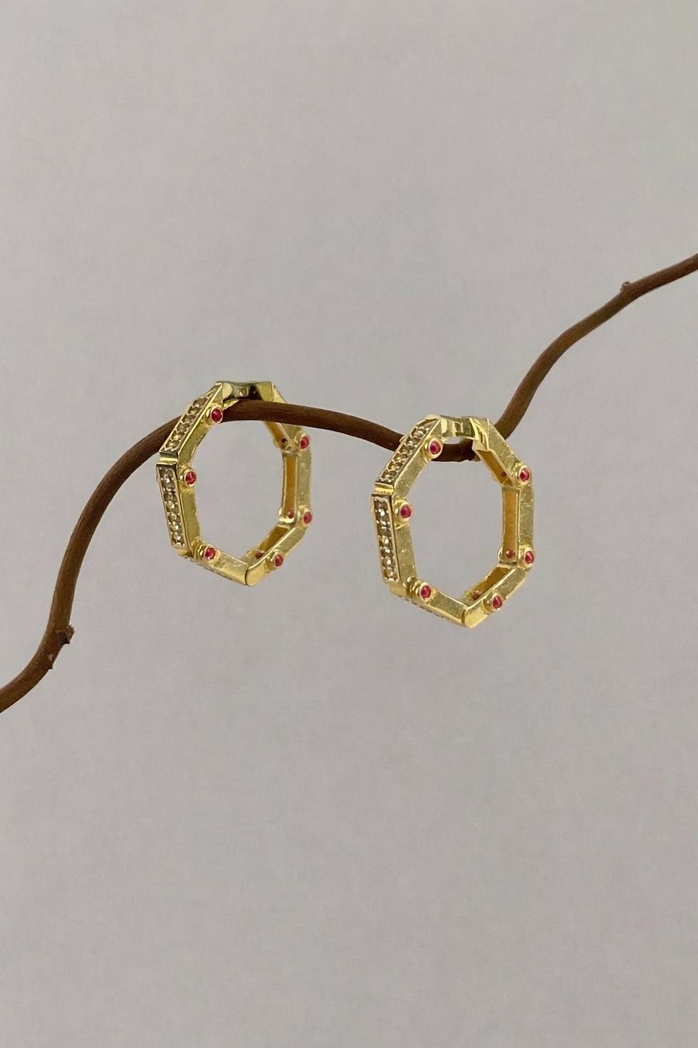 Küçük resim: Hexis Küpe