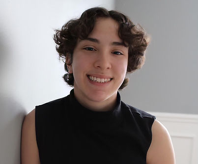 Weiser Headshot - Samantha Weiser_edited.jpg