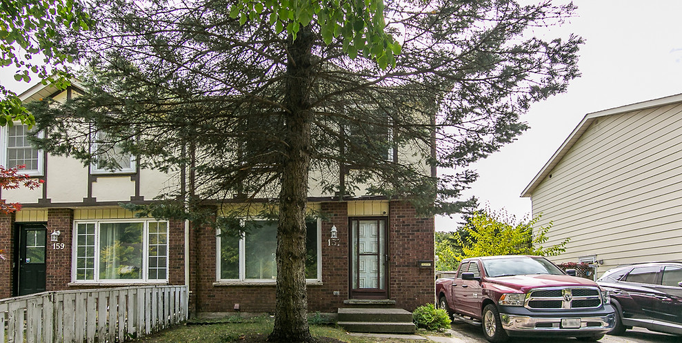 157 Old Carriage Dr, Kitchener-2.jpg