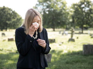 Navigating the Storm: 5 Essential Tips for Dealing with Grief and Finding Healing
