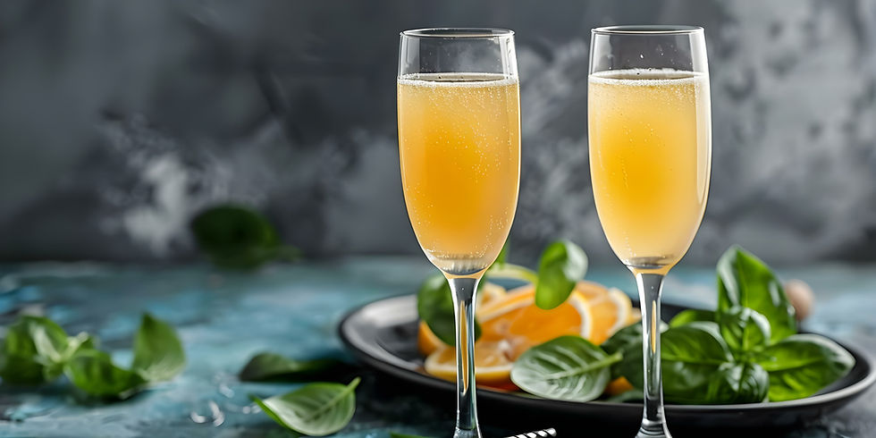 Refreshing iced tea with lemon and mint