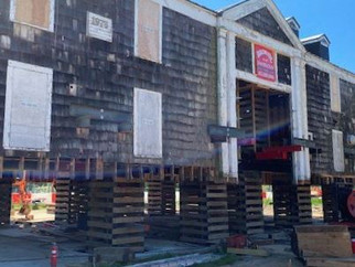 Tupper Boathouse Gets A Lift