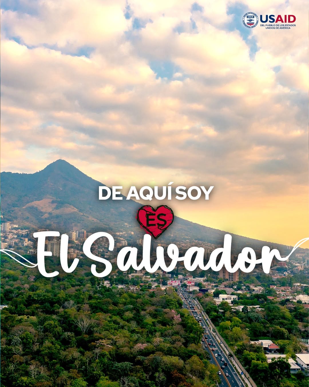 #DeAquíSoy ¿Qué significa tener orgullo de tu país Cada salvadoreño lleva en el corazón a