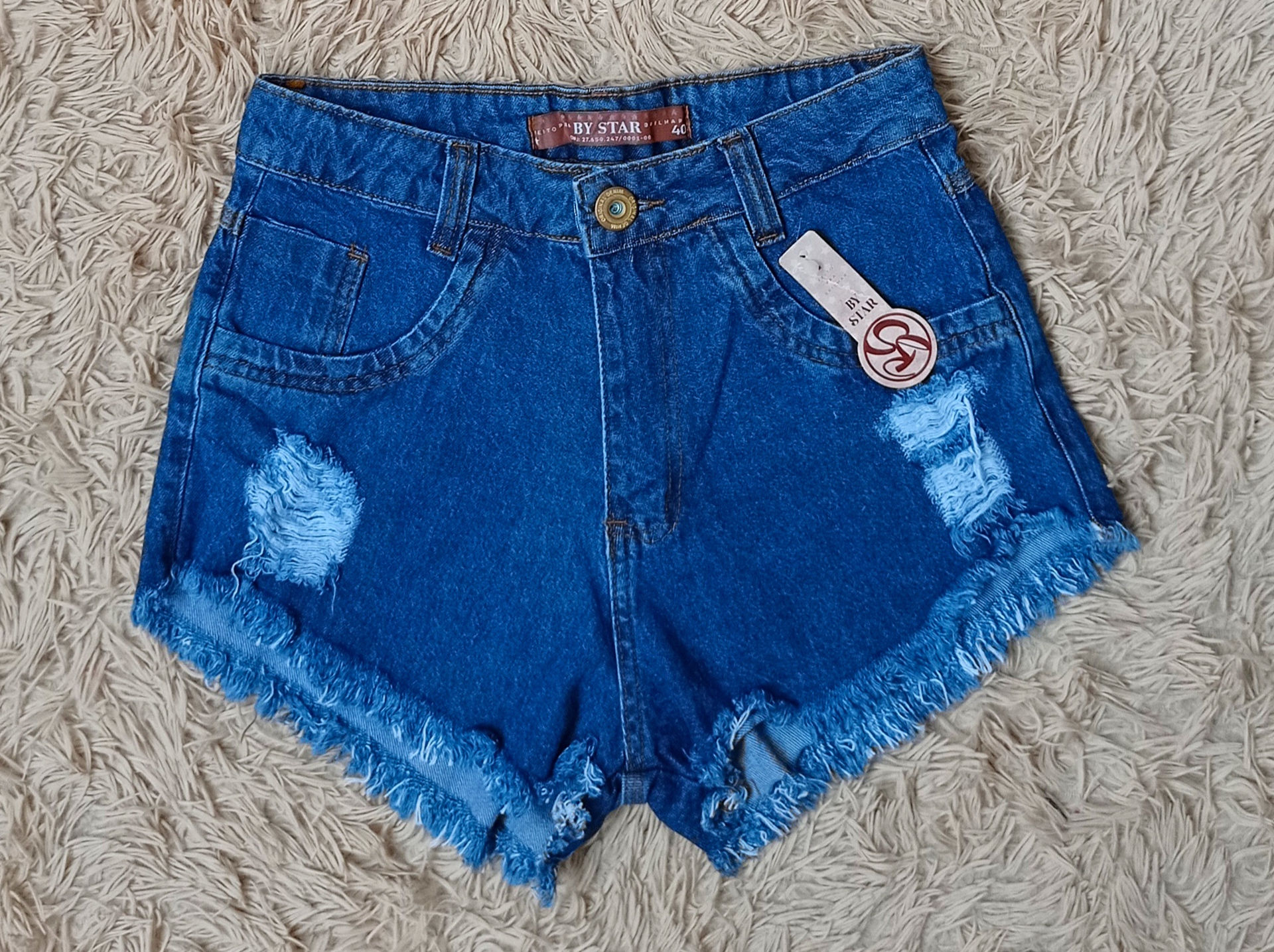 Short jeans