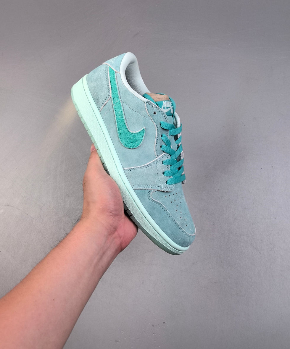 תמונה ממוזערת: Air Jordan 1 Low OG "Washed Teal"