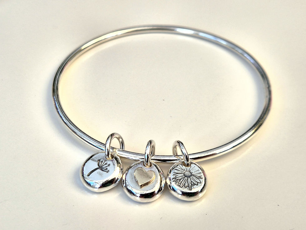 Triple Pebble Charn bangle with 9ct Gold Heart.