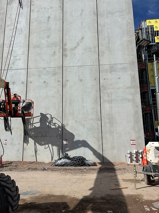 Commercial tilt-panel building under construction in Arizona