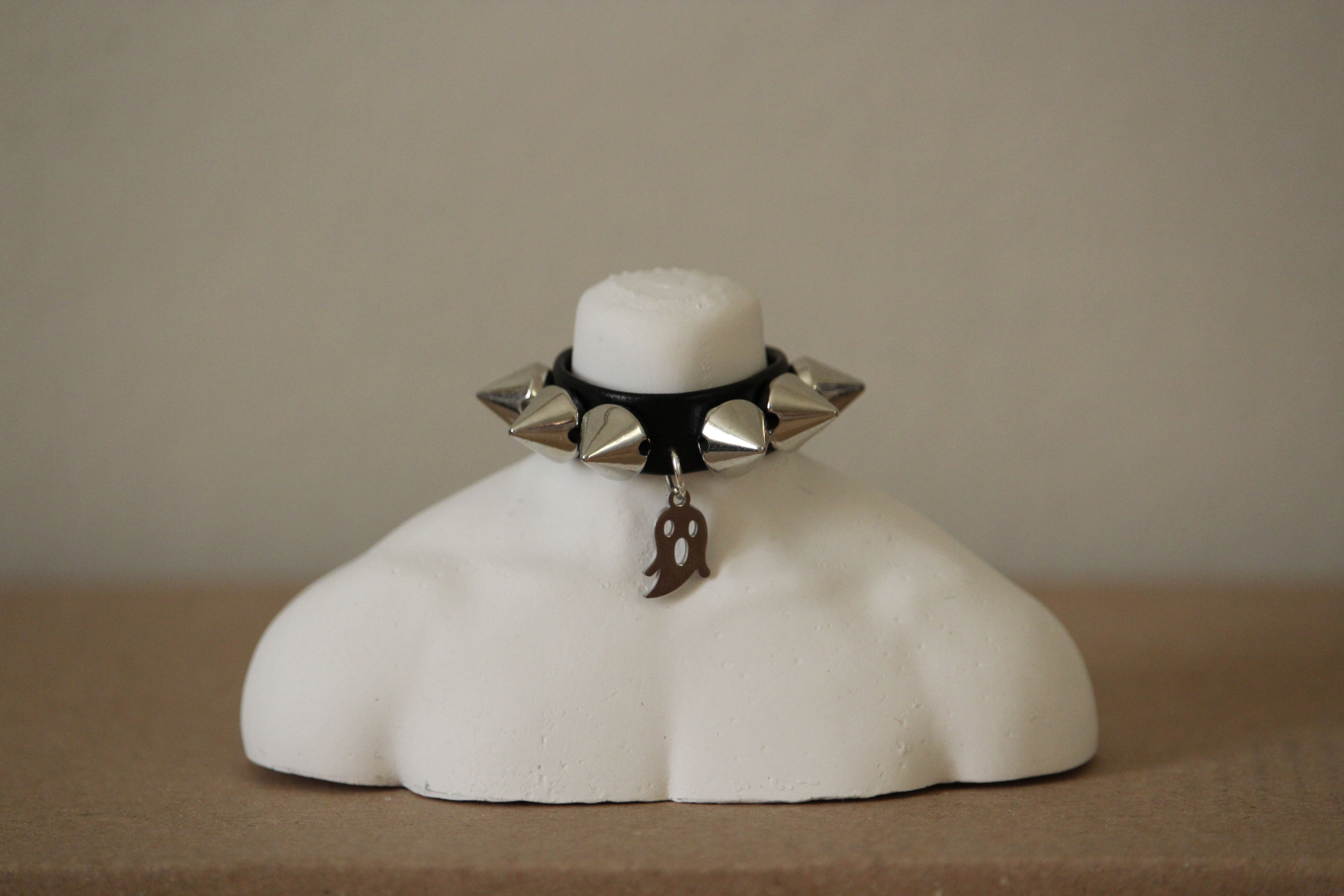 Choker piques - Fantome