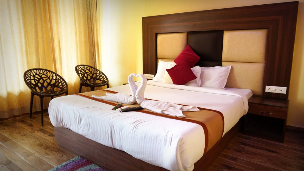 Royal Villa Beach Resort (1).jpeg