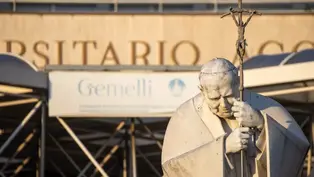 La salud del papa Francisco presenta una “leve mejoría”